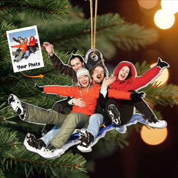 Gift-For-Friend-Personalized-Acrylic-Photo-Ornament1_3f1e9f81-ab99-4a78-8847-e23496b812bd
