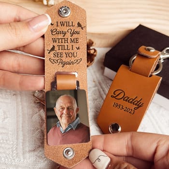 I-Will-Carry-You-With-Me-Personalized-Leather-Photo-Keychain_3