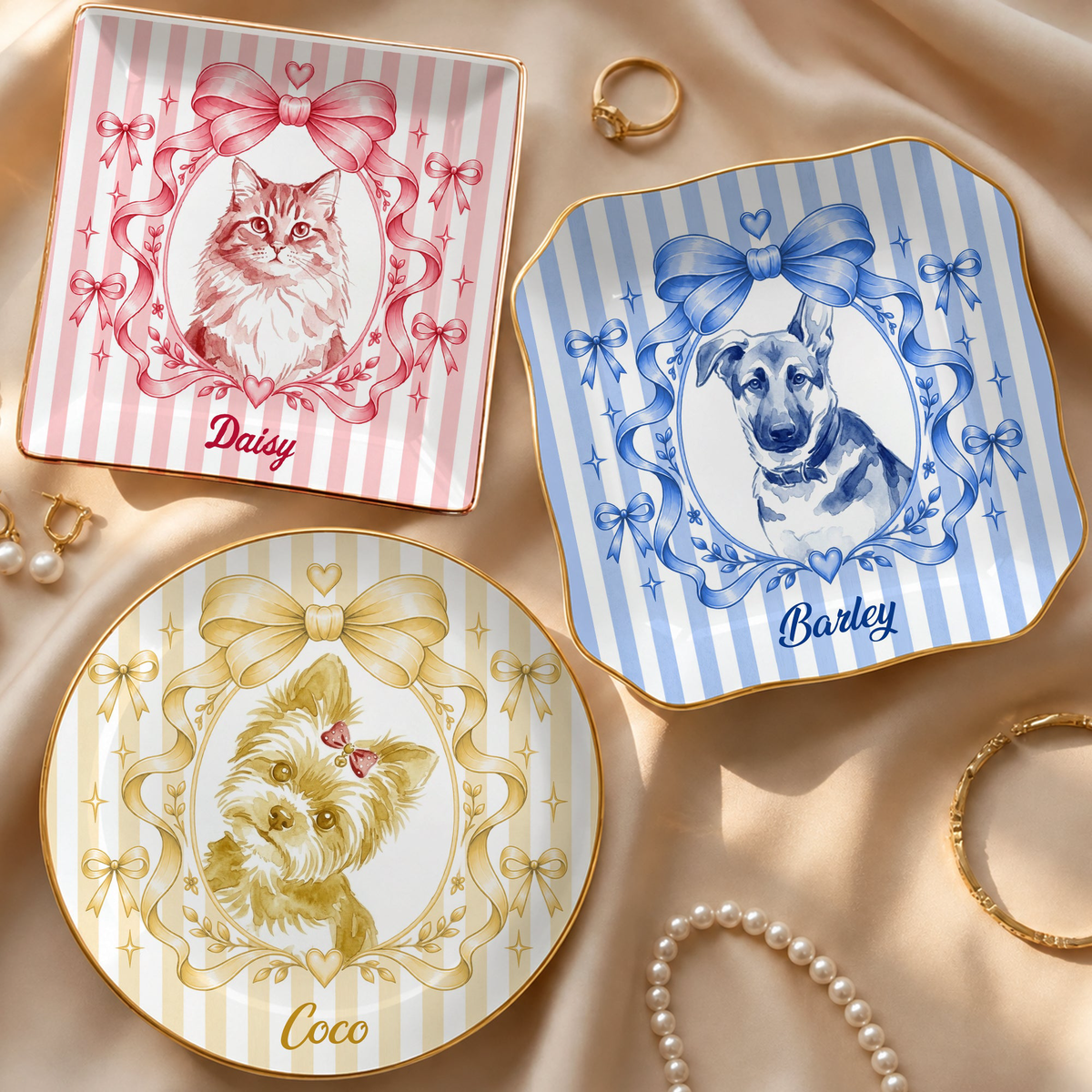 Custom Pet Portrait Coquette Tray, Dog Cat Pet Lover Gift For Her, Pet Memorial Keepsake - Personalized Jewelry Dish