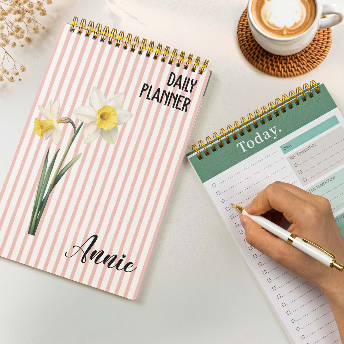 Daily Planner Custom Name, Birth Flower - Custom Planner