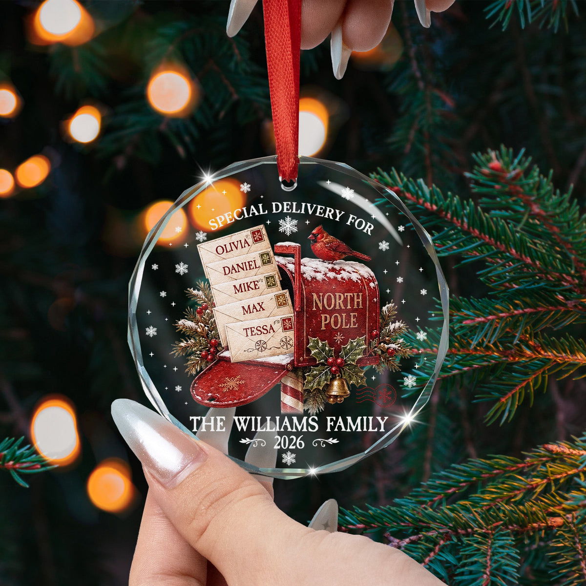 north-pole-custom-family-name-christmas-gifts-glass-personalized-ornament-4