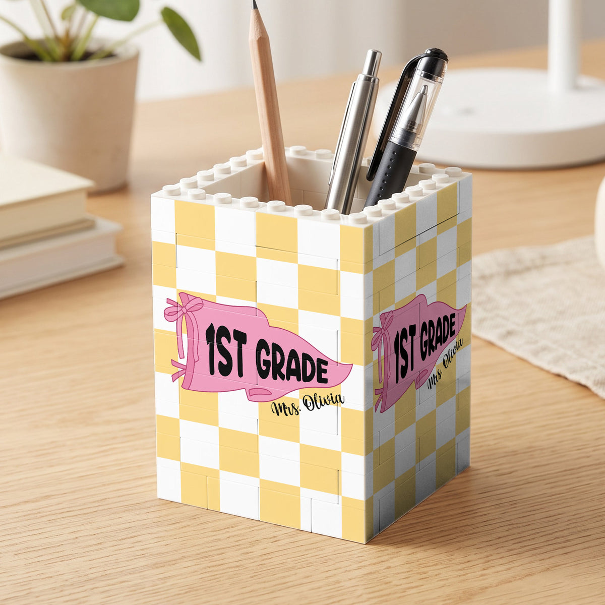 Pennant Design Teacher Back To School Gift - Personalized Pen Holder