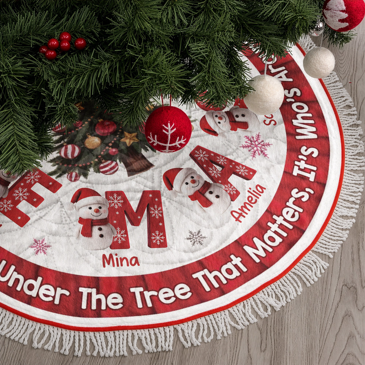 Custom Family Name Snowman Christmas Tree Decoration - Personalized Tree Skirt