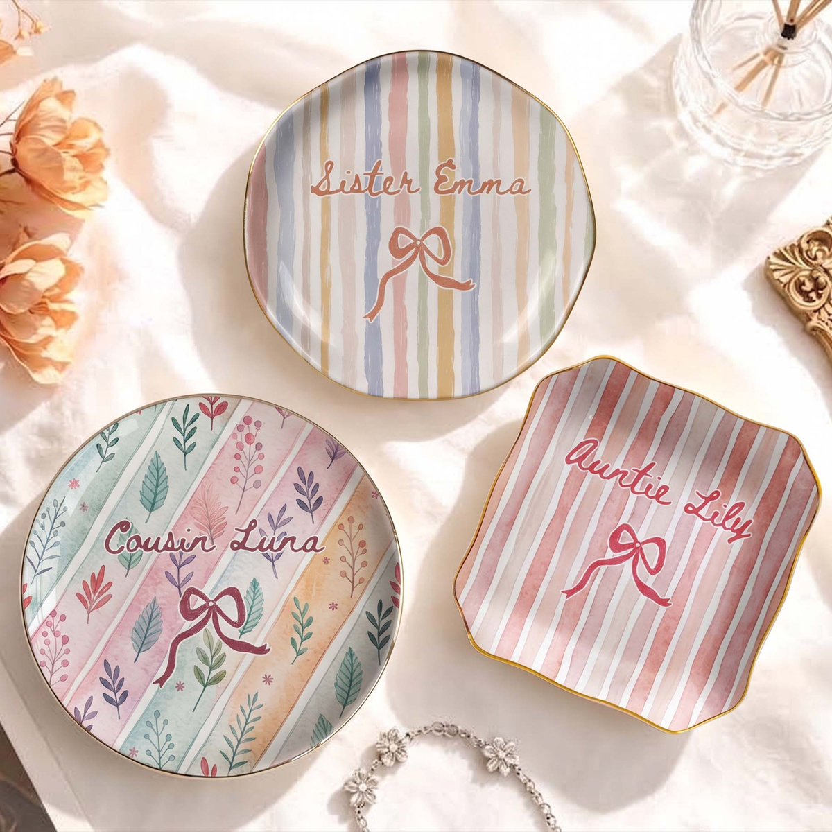 Custom Name And Title Gifts For Her, Auntie, Cousin, Sister - Personalized Jewelry Dish