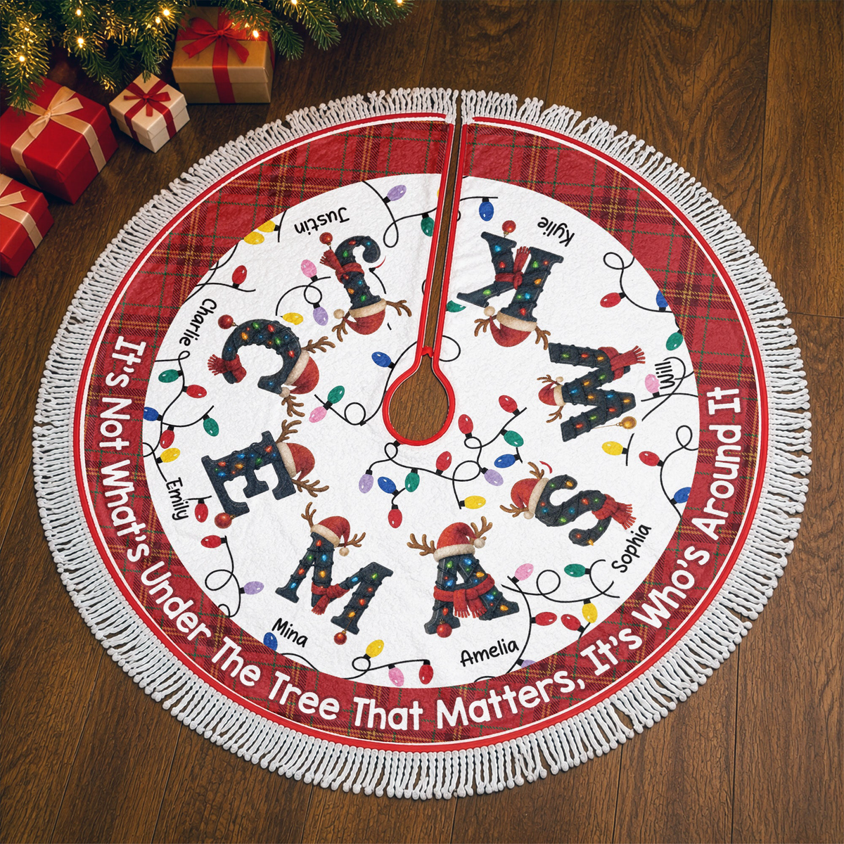 Family Christmas Initial - Personalized Tree Skirt