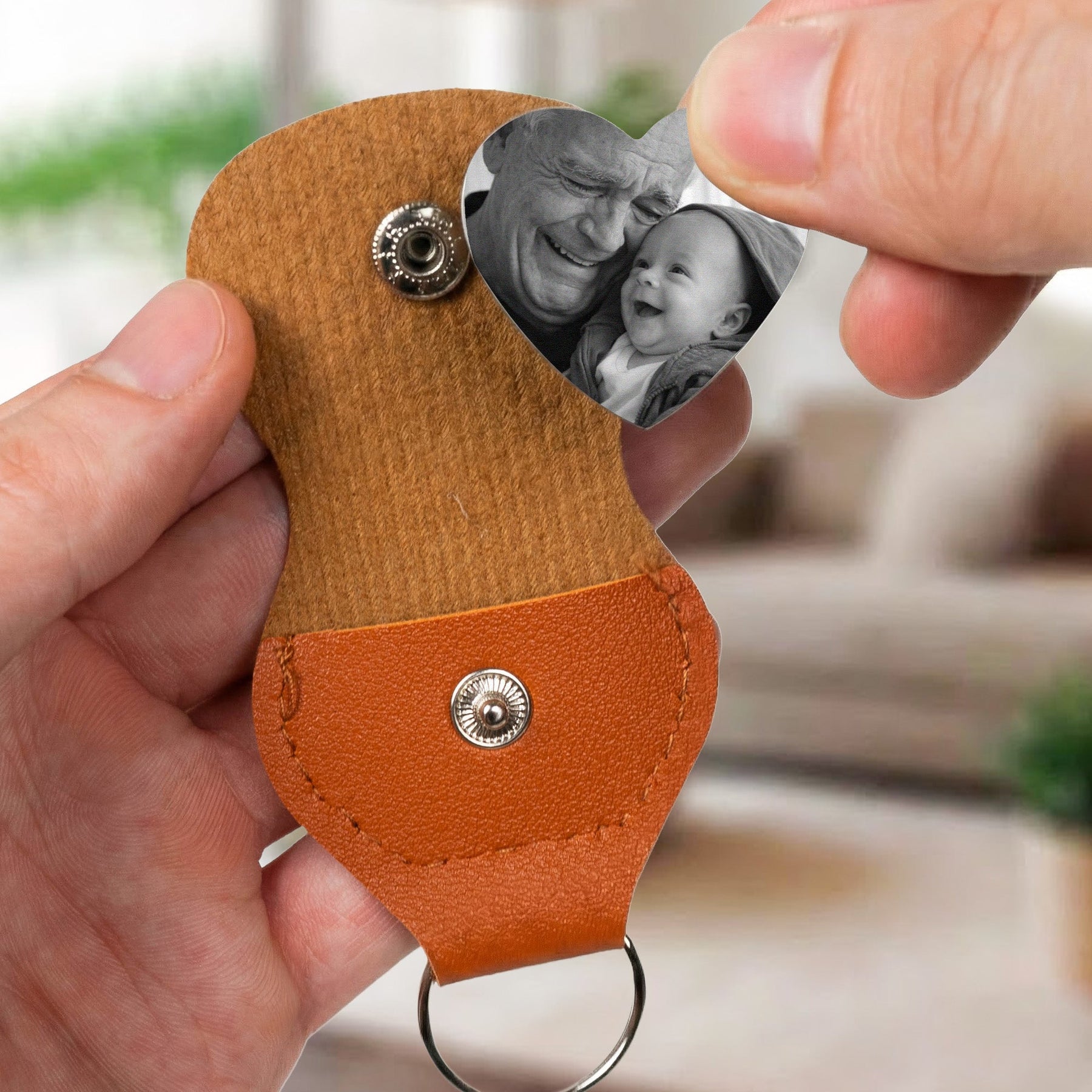 The-Day-You-Became-My-Daddy,-Mommy,-Papa,-Grandma-Custom-Calender-Personalized-Leather-Photo-Pocket-Hug-7
