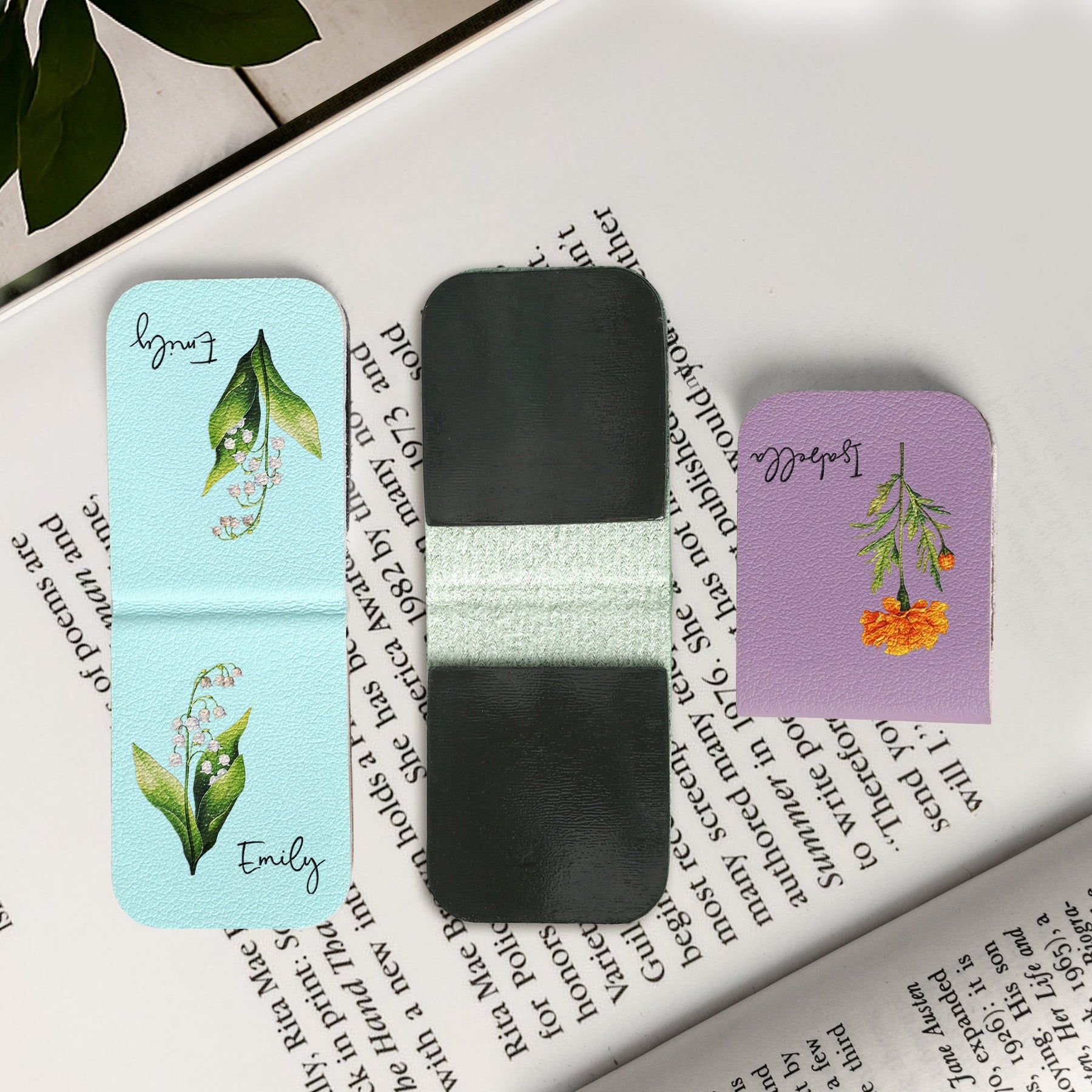 Birth Month Flower Book Lover Birthday Gift For Her - Personalized Bookmark