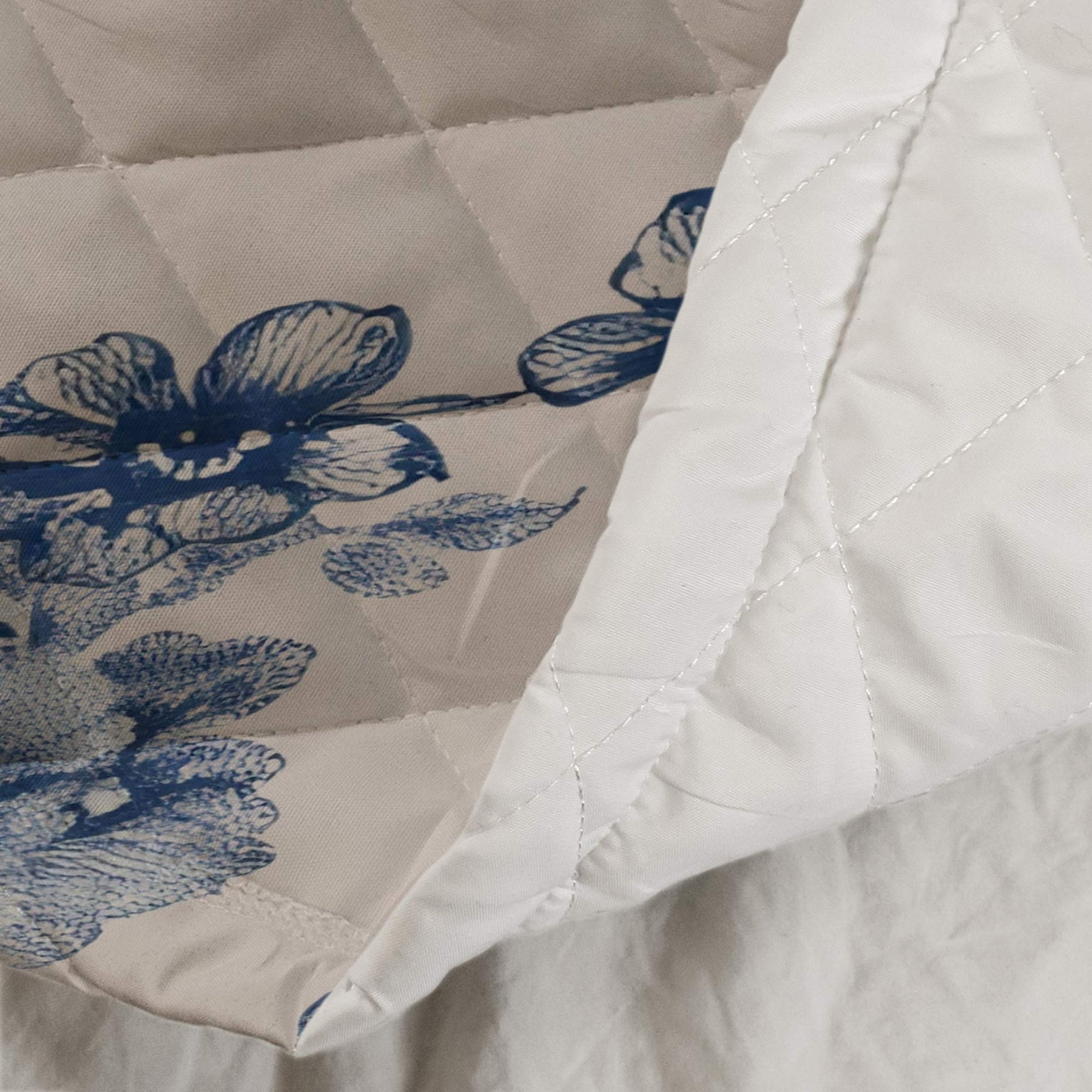 Couple Anniversary Gift Bedding Decor Chinoiserie Toile De Jouy Style - Custom Quilt Set