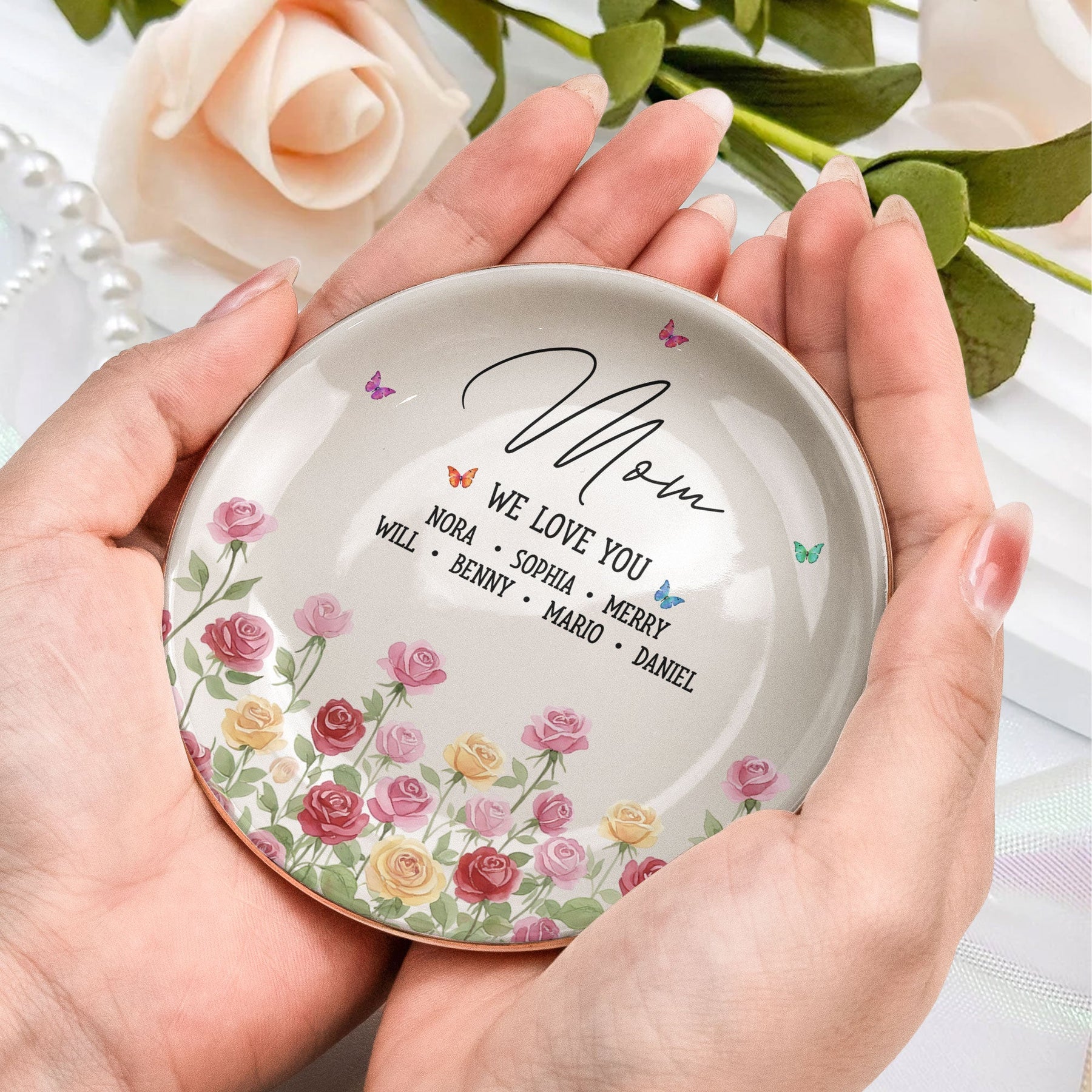 Custom Mom's Birth Flower - Mother's Day Gift For Mom From Daughter, Son - Personalized Jewelry Dish