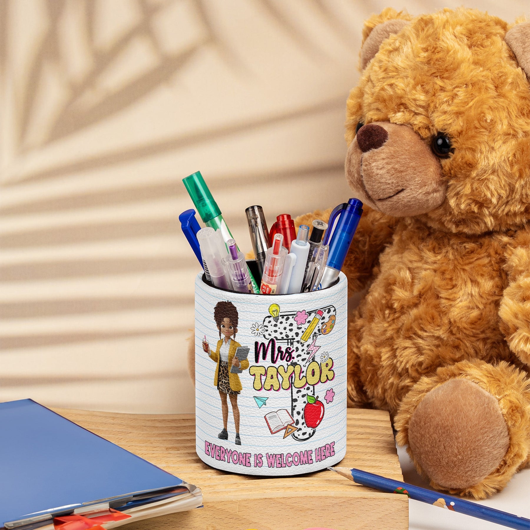 Everyone Is Welcome Here - Teacher Back To School Welcome - Personalized Pen Holder