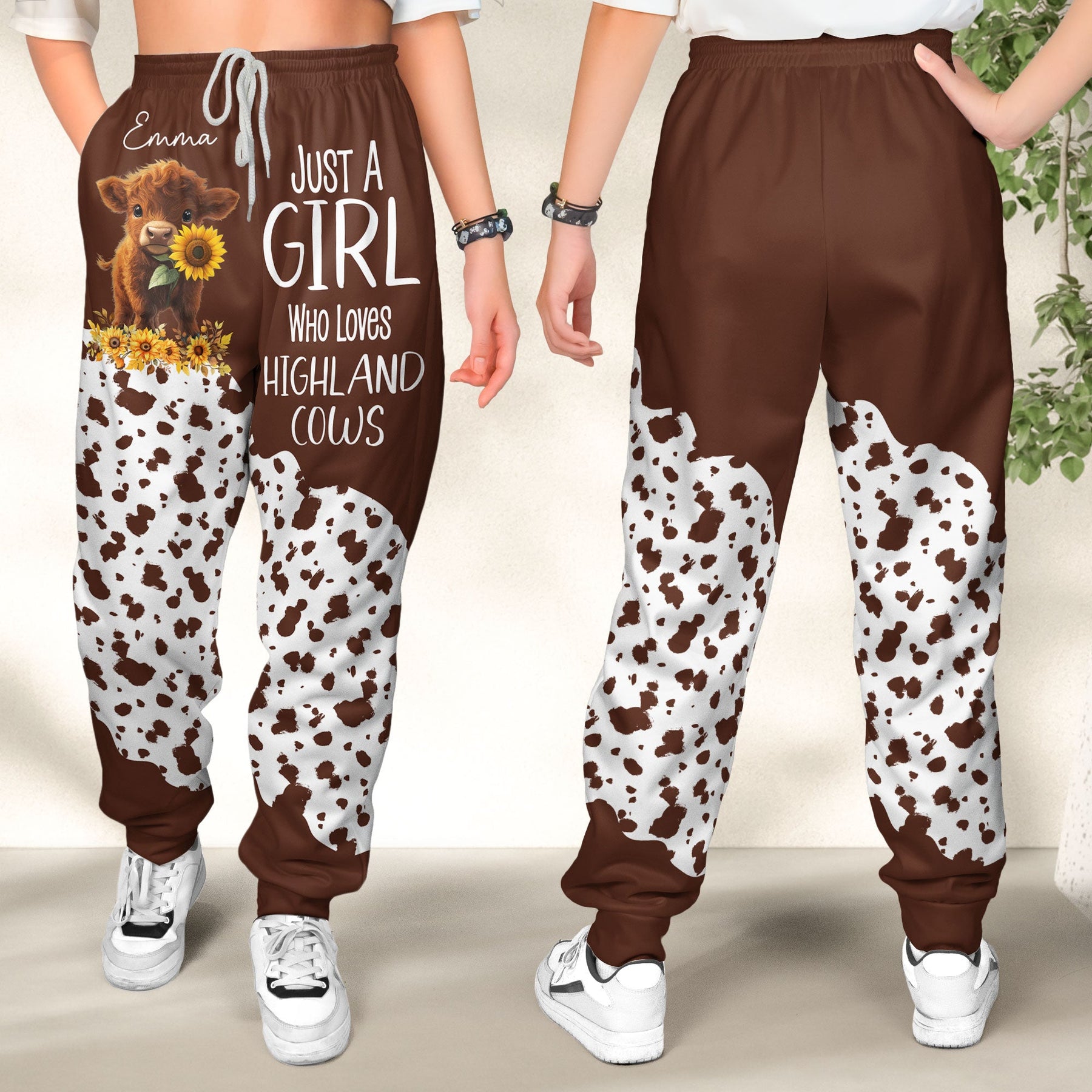 Just A Girl Who Loves Highland Cows - Personalized Sweatpants