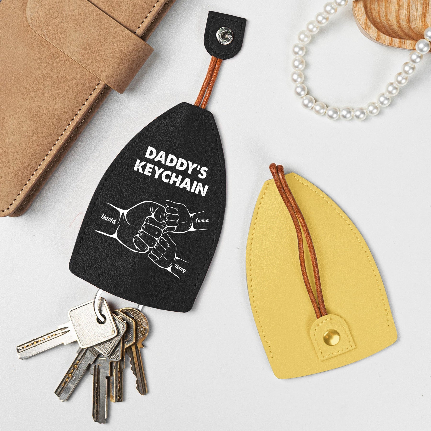 Protective Pull Out Key Case For Daddy's Keychain - With Kids' Names - Personalized Keychain