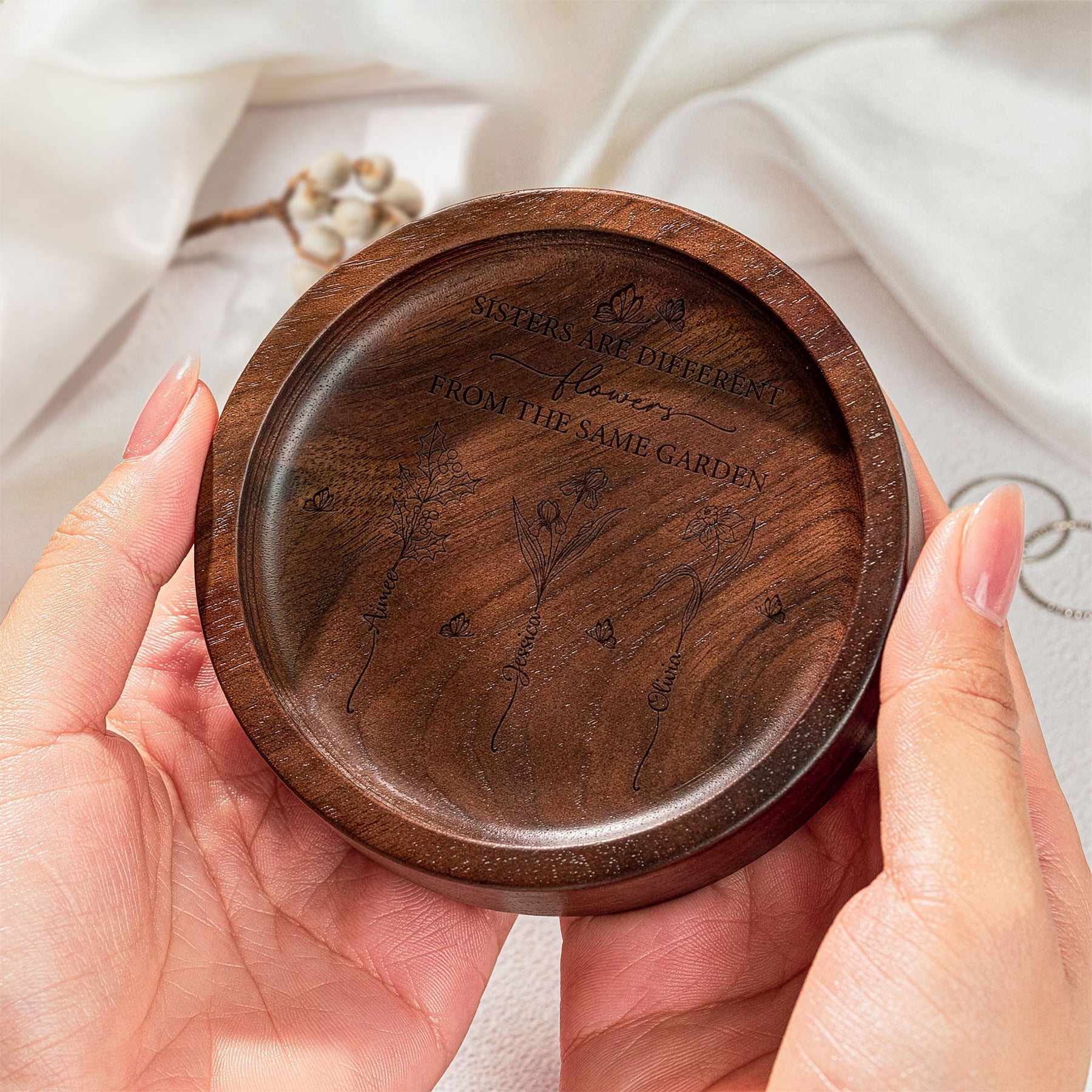 Sisters Are Different Flowers From The Same Garden - Personalized Wood Ring Dish